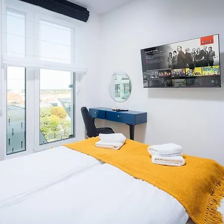 Centaurus 144 By Rent4you Apartment